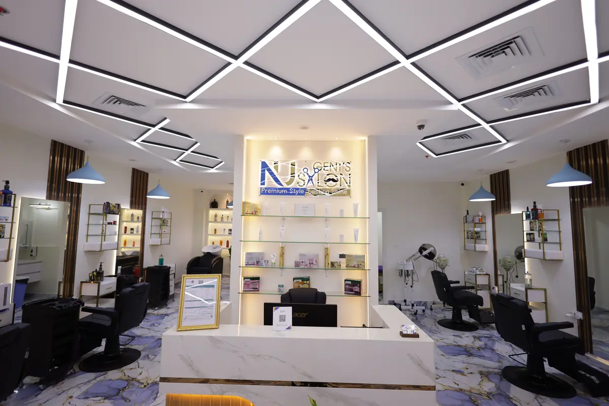 The reception desk at NU Gent&rsquo;s Salon